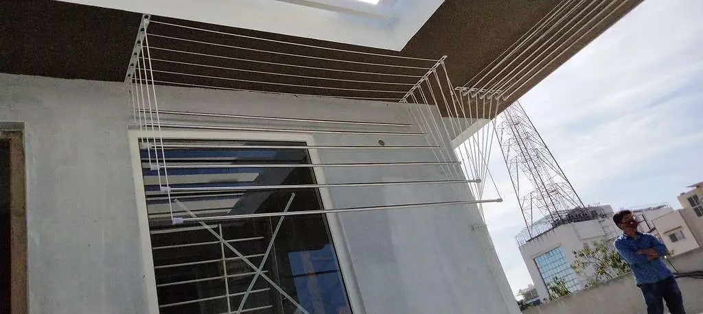 Ceiling clothes drying hangers